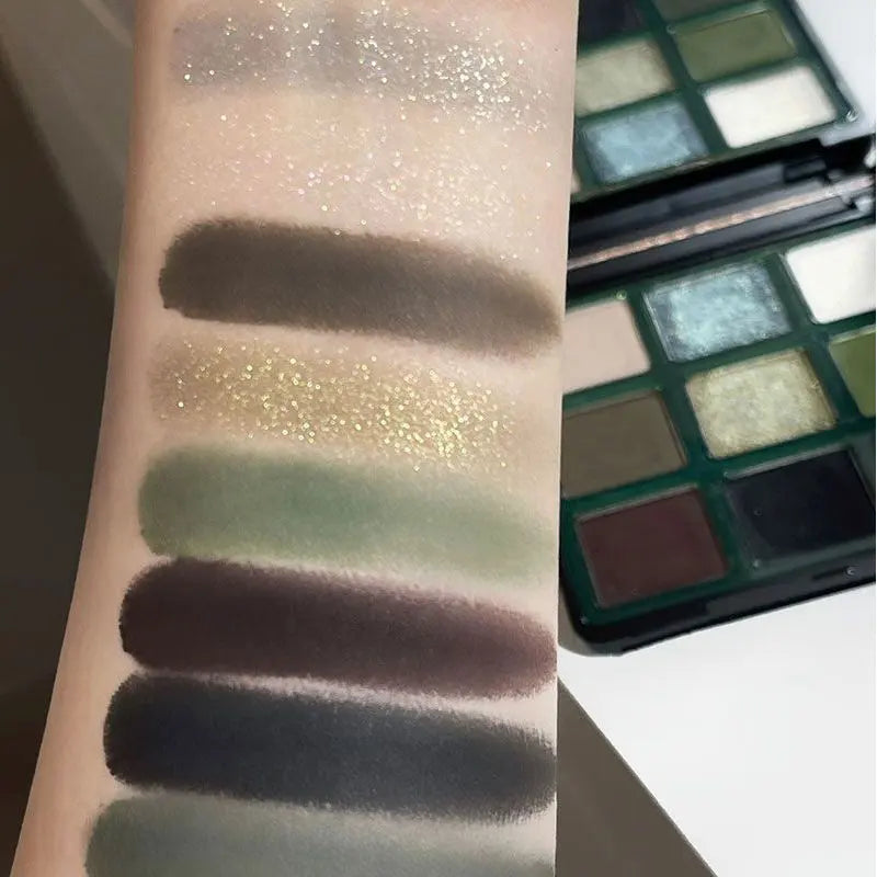 9 Colors Eyeshadow Palette