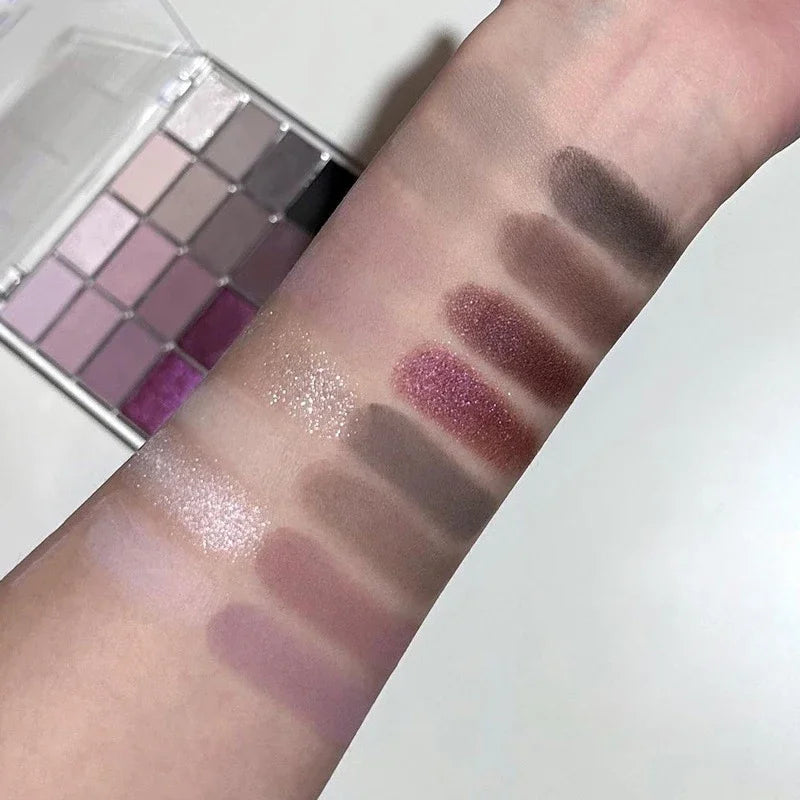 16 Color Eyeshadow Palette